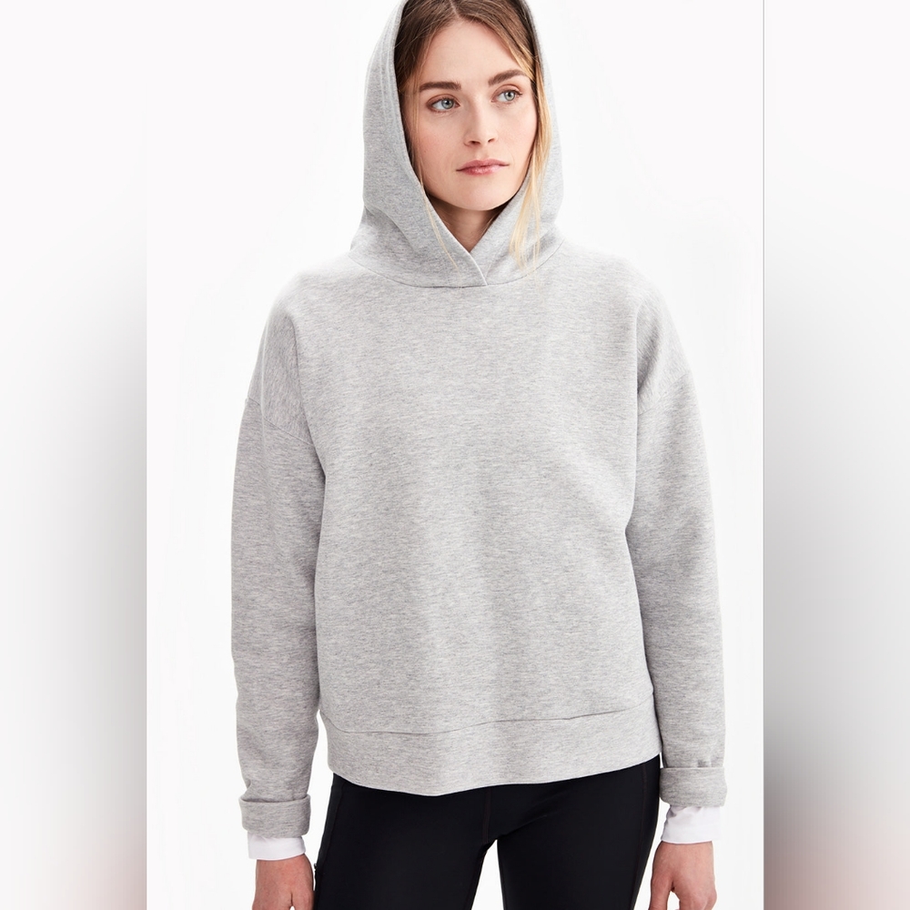 LOLË womens heathered grey sweater sz m